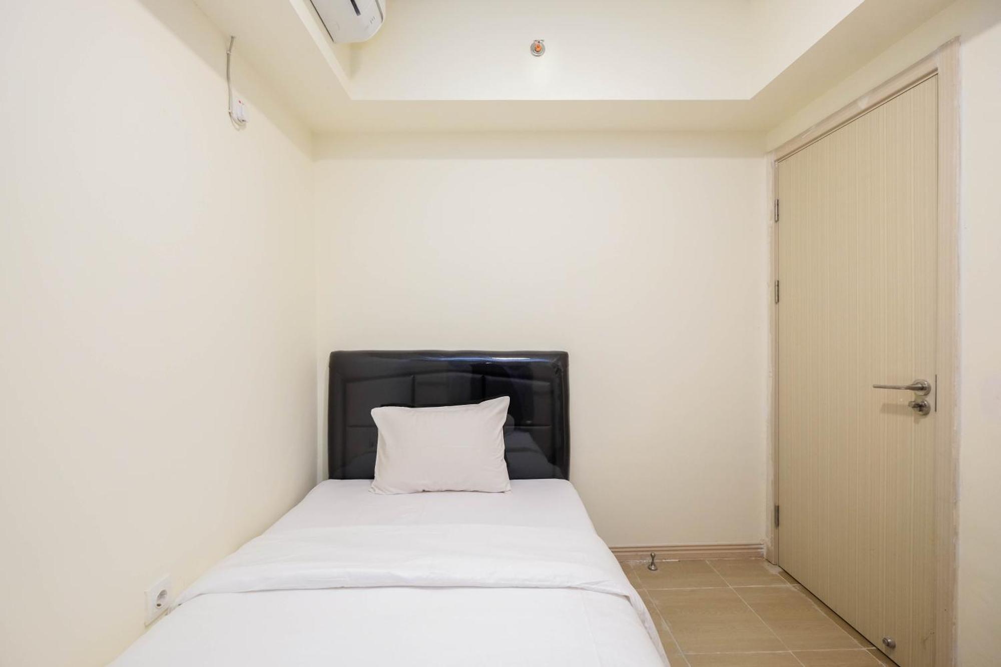 Apartemen Cozy 2br At Meikarta By Travelio